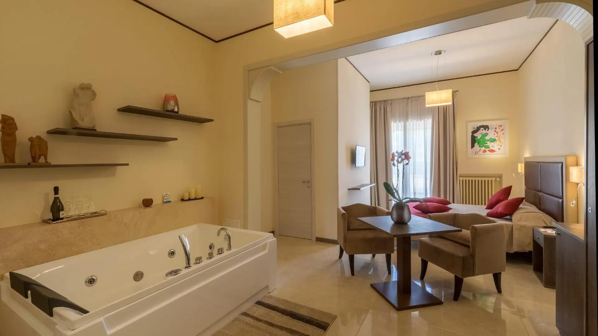 Felice Sud Bed & Breakfast Lecce 2*,  Italy